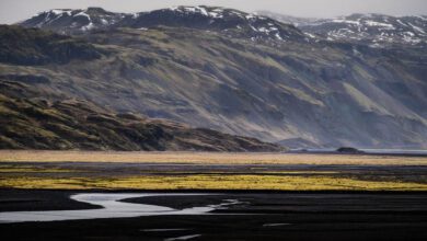 Skeiðarársandur zwart zand langs zuidkust IJsland - Reislegende.nl