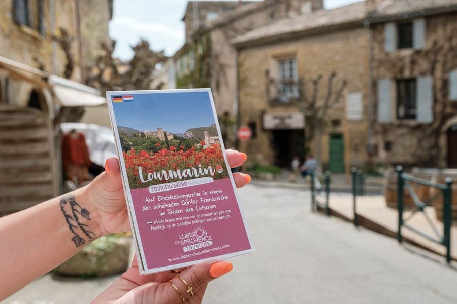 Wat te zien in Lourmarin Les Plus Beaux Villages de France mooiste dorpen Frankrijk - Reislegende.nl