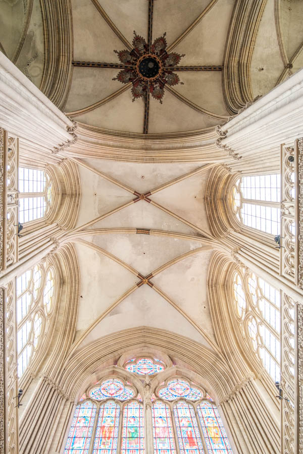 La Cathedrale de Bayeux Normandie Frankrijk - Reislegende.nl