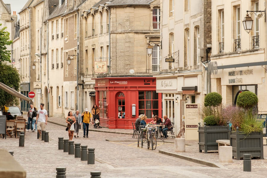 Leuke straatjes Bayeux Normandie Frankrijk - Reislegende.nl