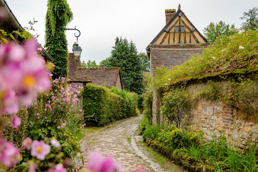 Mooie Les Plus Beaux Villages de France, tips voor een bezoek - Gerberoy - Reislegende.nl