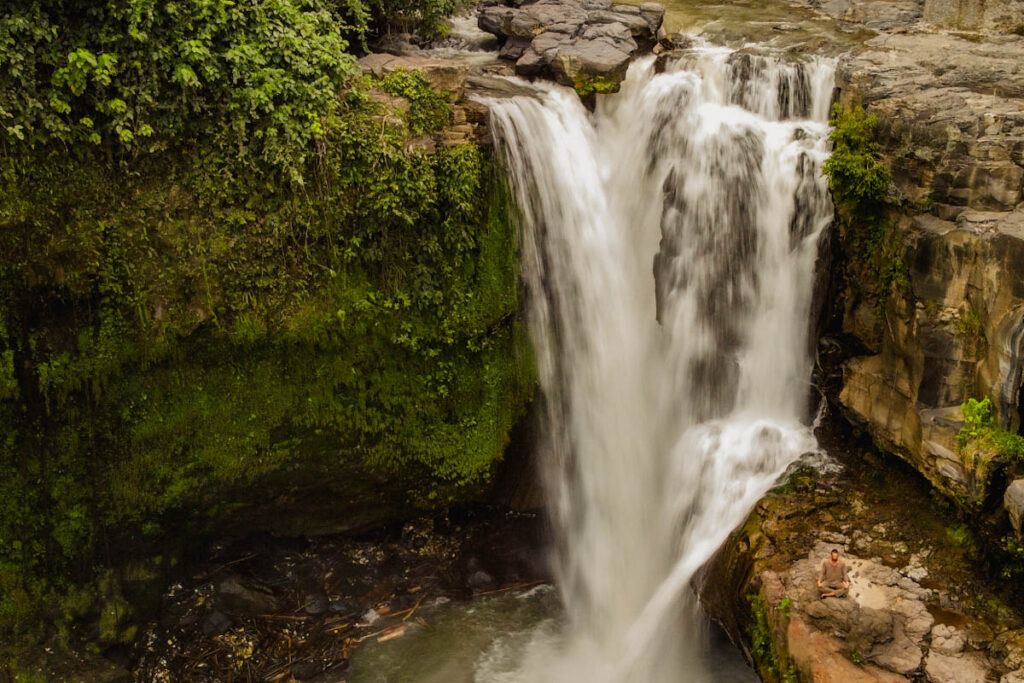 Blangsinga Waterfall / Tegenungan Waterfall