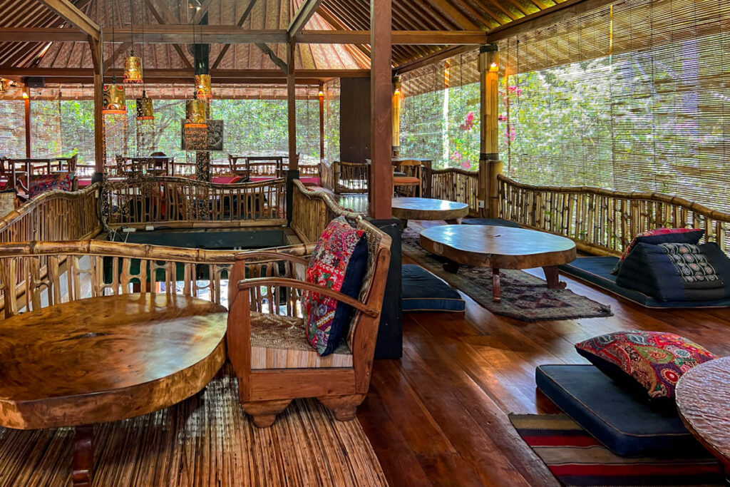 Lekker eten in Ubud Bali Bohemia boven - Reislegende.nl