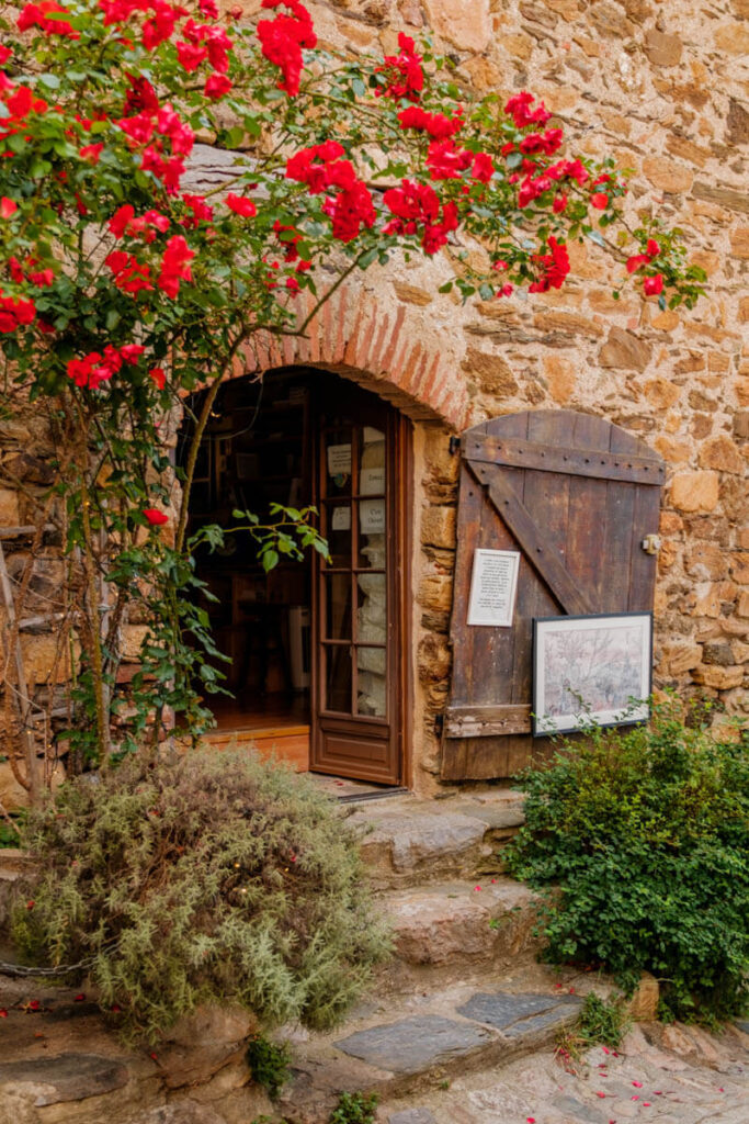 Castelnou Zuid-Frankrijk Reislegende