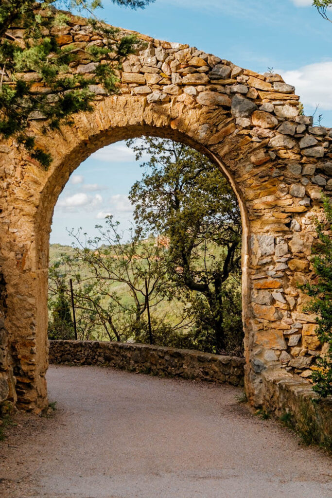 Castelnou kasteel Zuid-Frankrijk Reislegende