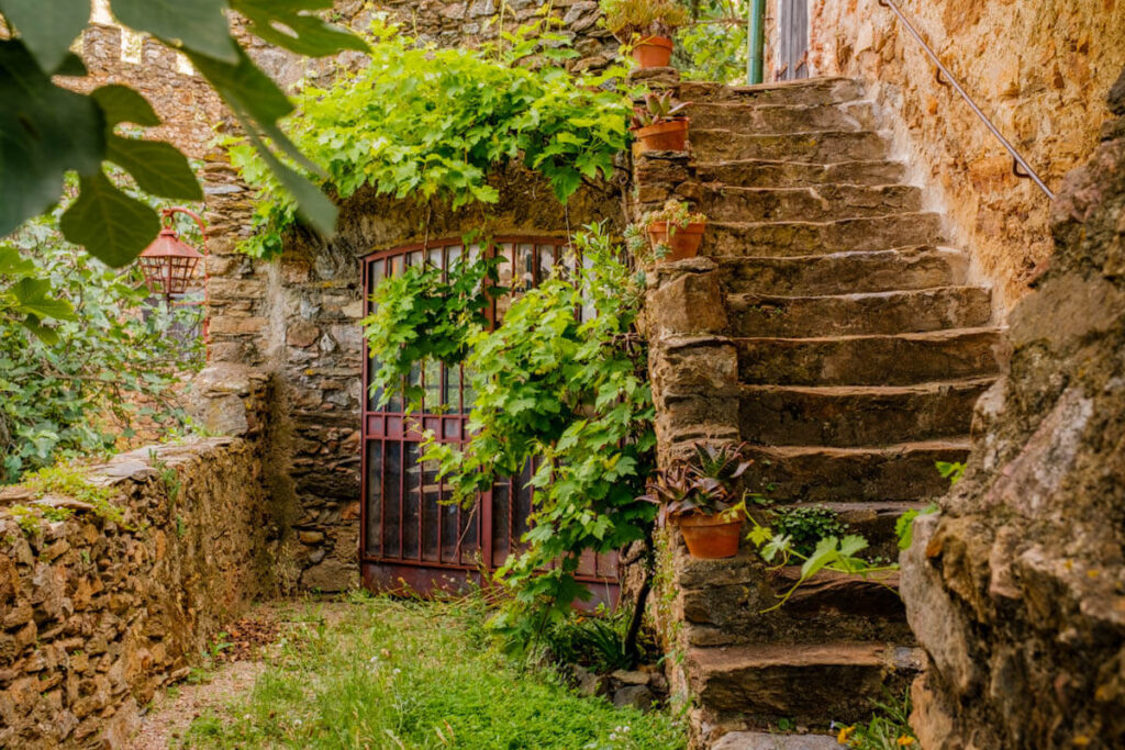 Castelnou mooiste dorpen in Zuid-Frankrijk Reislegende