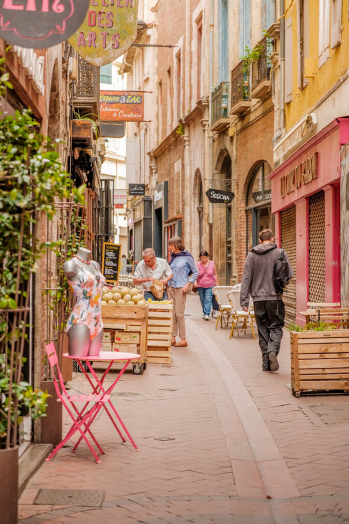 leuke straatjes stadswandeling door Perpignan Reislegende