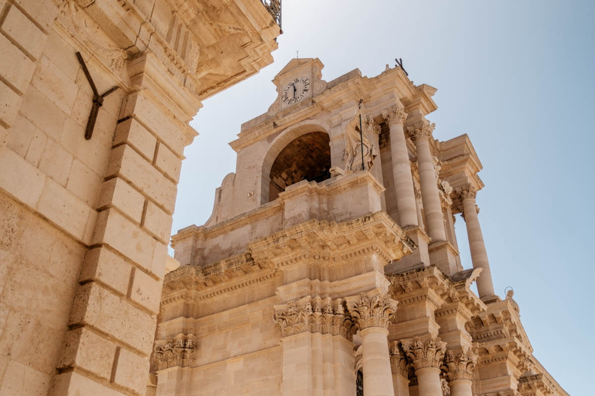 Cattedrale metropolitana della Natività di Maria Santissima Ortigia Siracusa Sicilie Reislegende