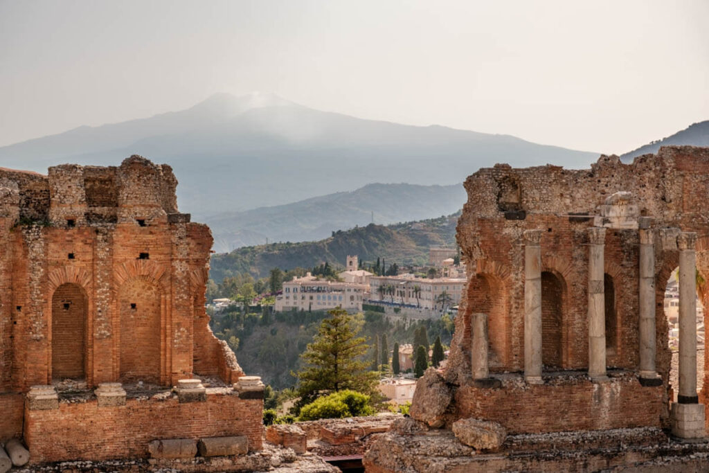 Grieks theater Four Seasons hotel Taormina op Sicilie Reislegende