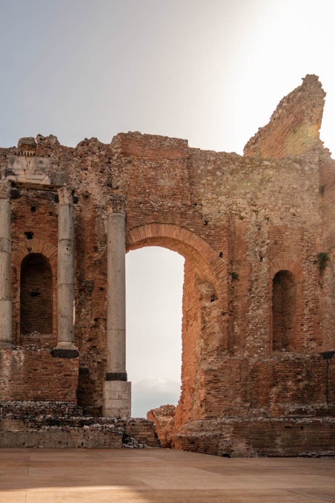 Grieks theater in Taormina op Sicilie Reislegende