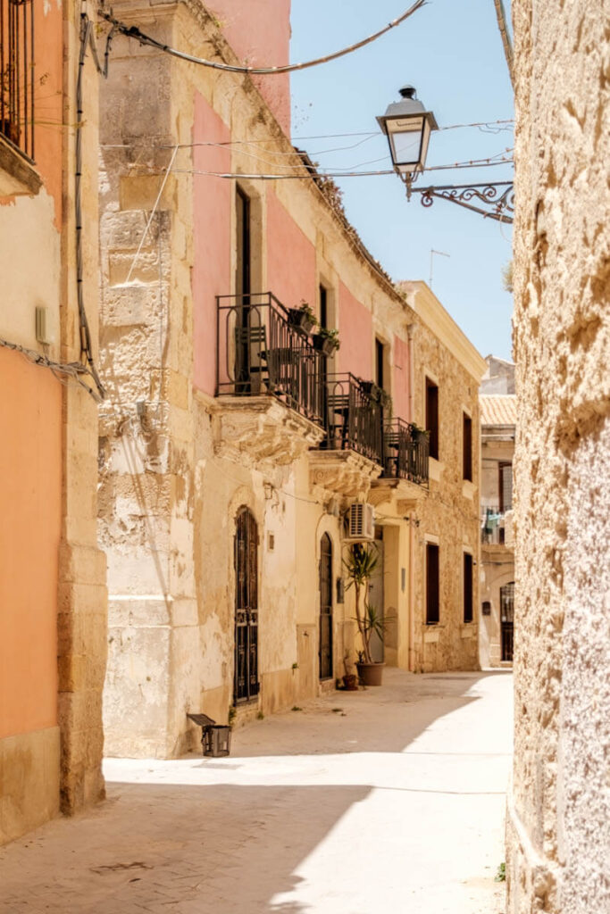 Siracusa stadswandeling oude centrum Ortigia Sicilie Reislegende