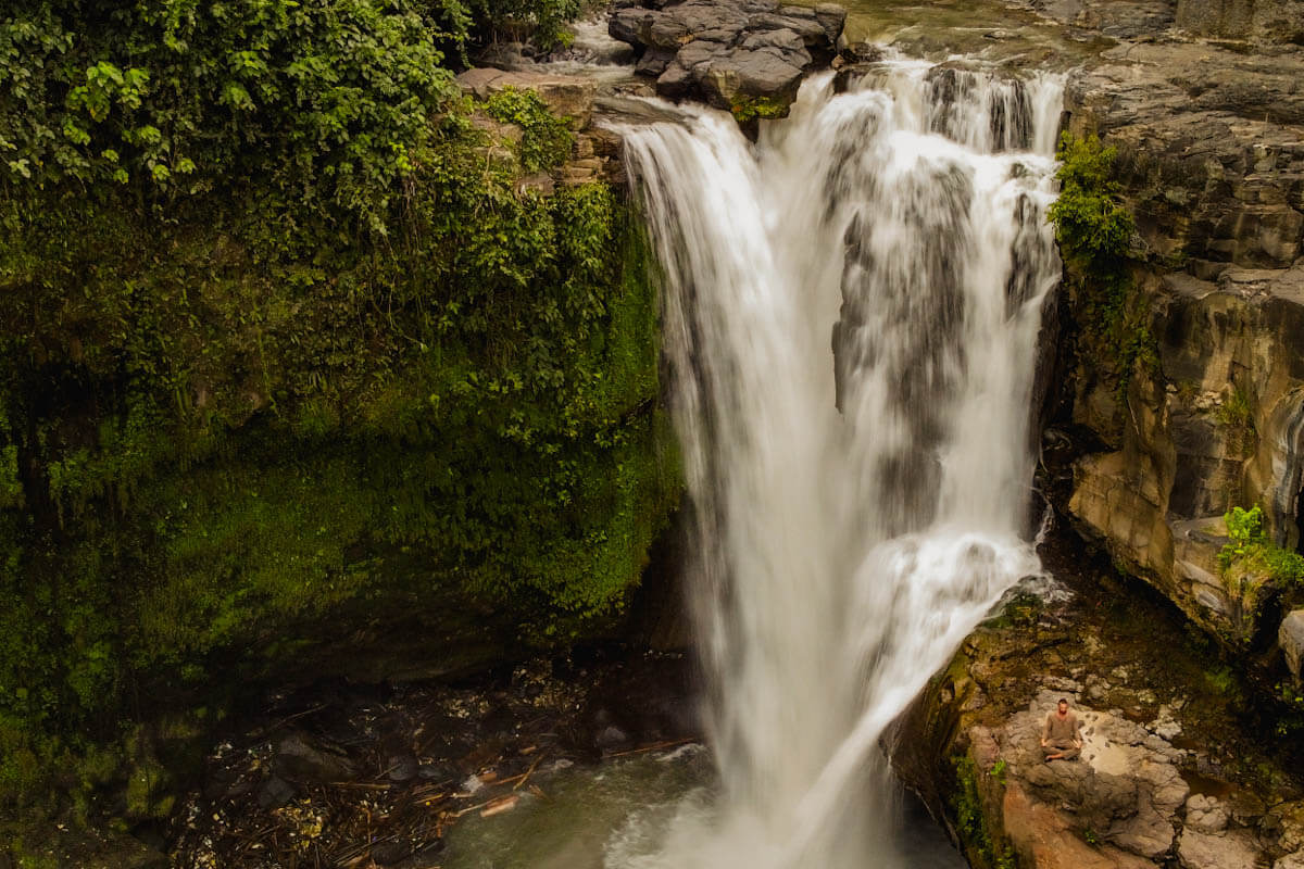 Blangsinga Waterfall Bali Reislegende