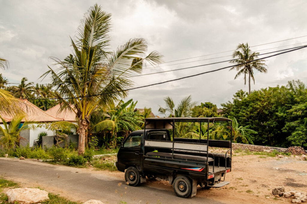 Vervoer op Nusa Lembongan mini pick up truck Bali Reislegende