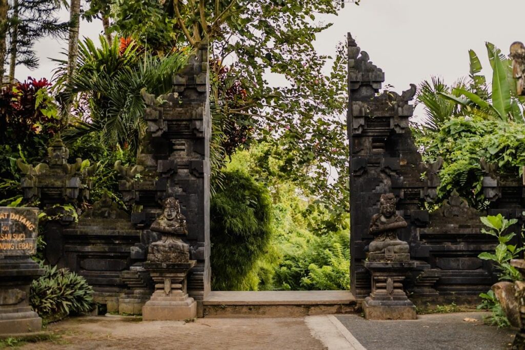 Campuhan Startpunt Ridge Walk in Ubud vanuit het noorden Bali Reislegende