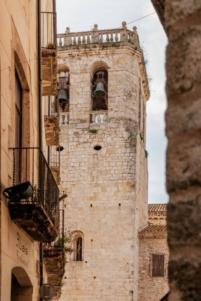 Klokkentoren Besalu Spanje Catalonie Reislegende