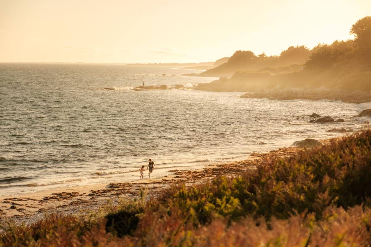 Stranden bij Beg Meil Bretagne Frankrijk Reislegende