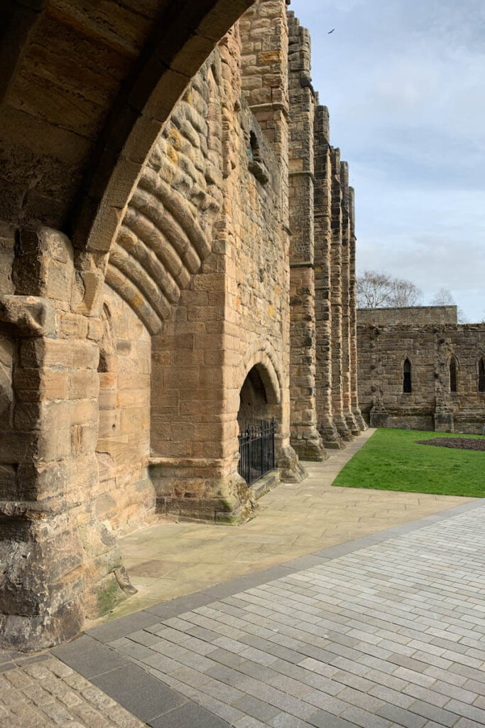 Dunfermline Abbey Fife bezienswaardigheden Schotland Reislegende