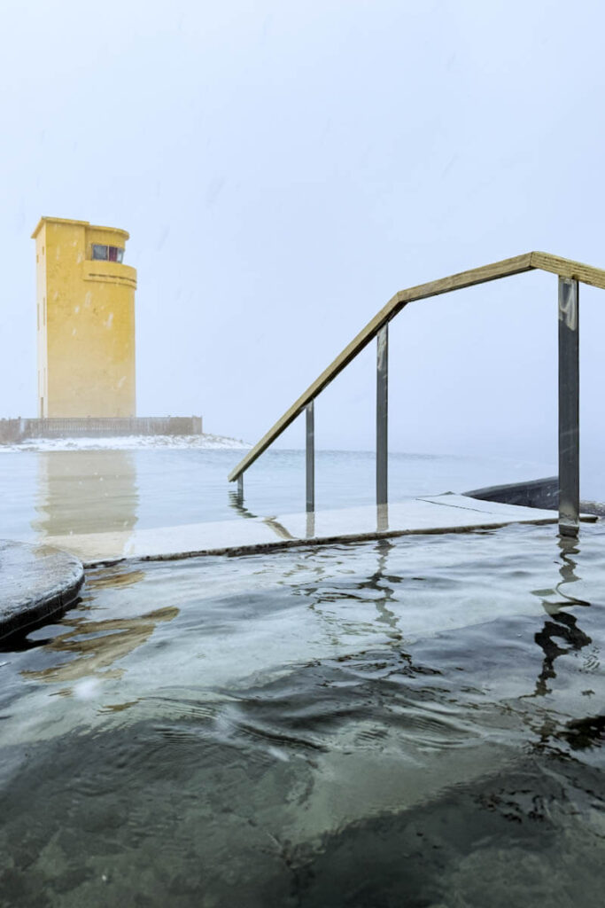 GeoSea Geothermal Sea Baths Husavik Noord IJsland Reislegende