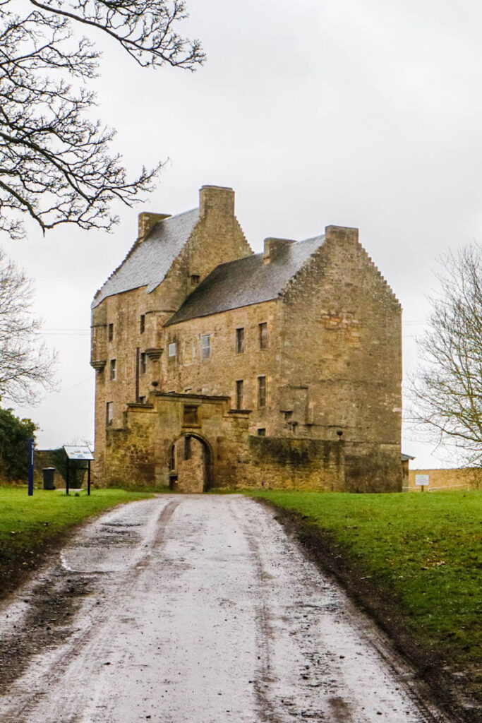 Midhope Castle Lallybroch Schotland Reislegende