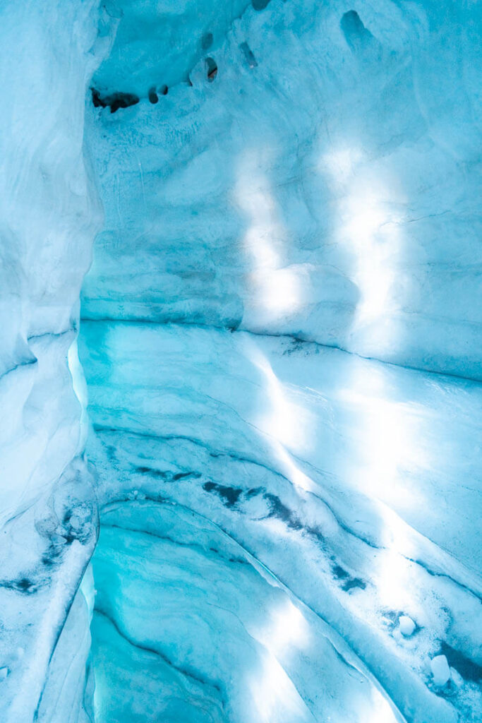 Perlan icecave in museum Reykjavik Reislegende